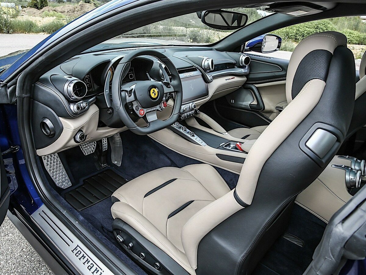 Ferrari GTC4Lusso 2016 – 2020 Хэтчбек 3 дв. — фото 8
