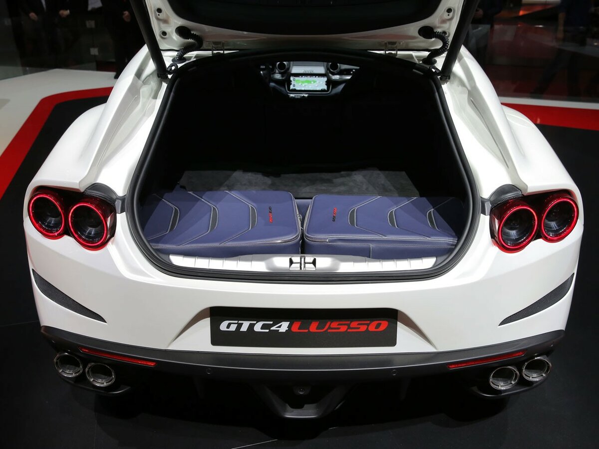 Ferrari GTC4Lusso 2016 – 2020 Хэтчбек 3 дв. — фото 13