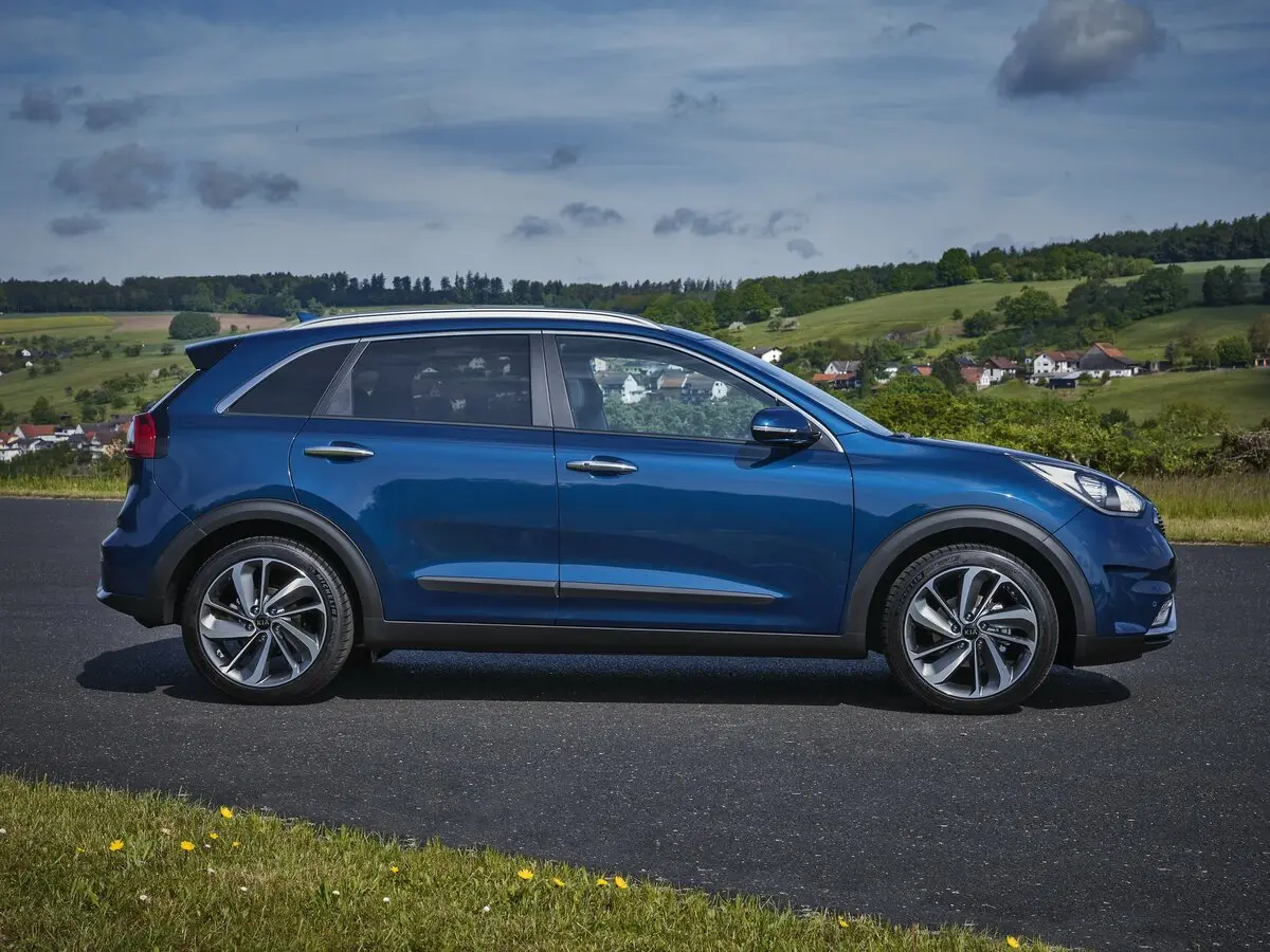 Kia Niro I Внедорожник 5 дв. — фото 2