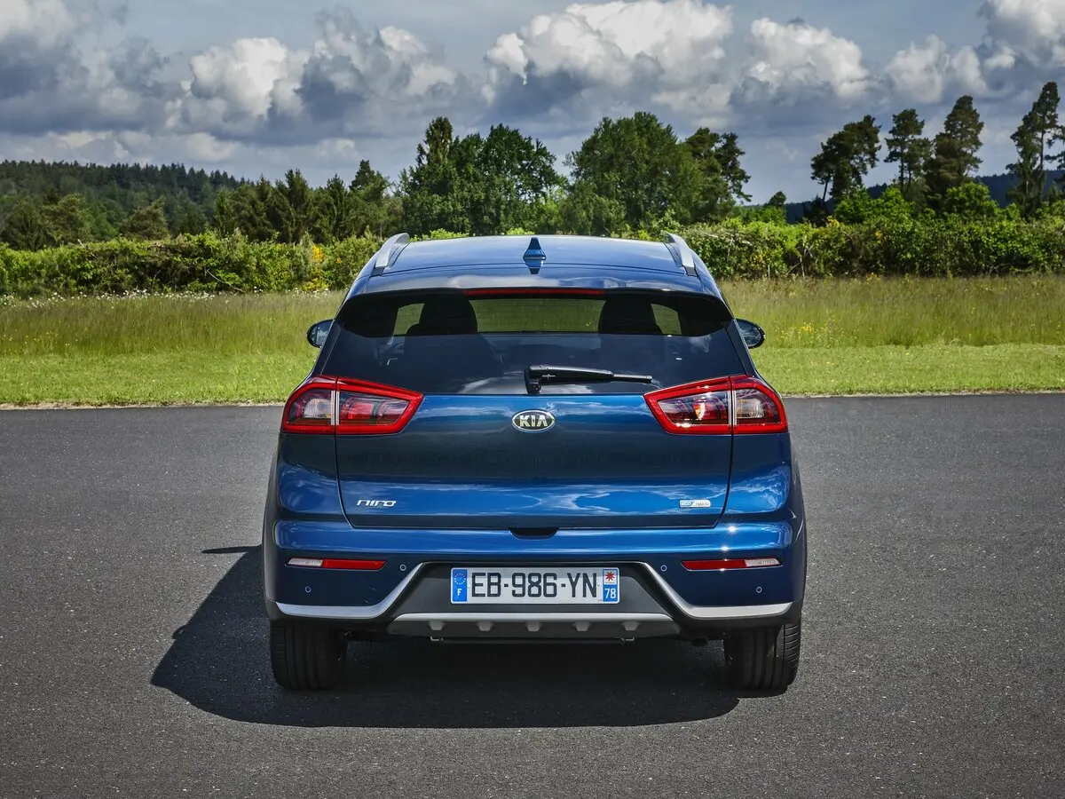 Kia Niro I Внедорожник 5 дв. — фото 4
