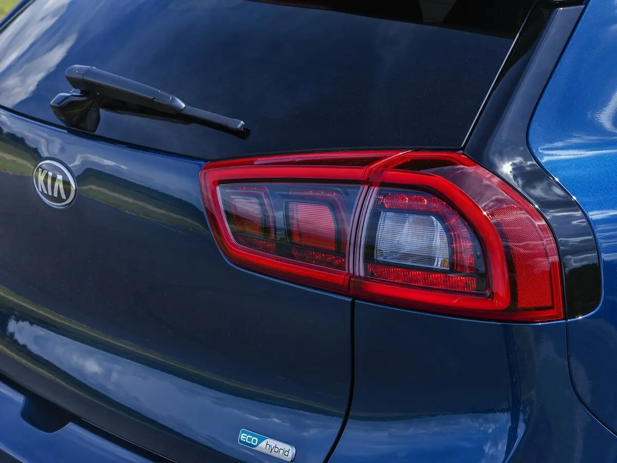 Kia Niro I Внедорожник 5 дв. — фото 16