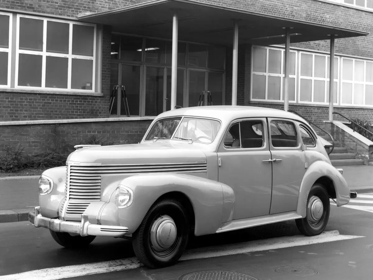 Opel Kapitan I Седан