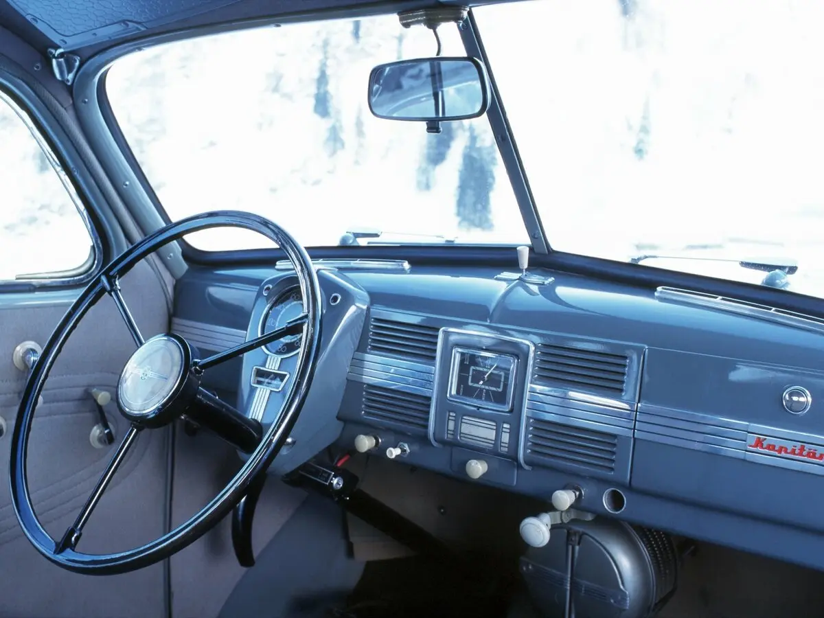 Opel Kapitan I Седан — 照片 4