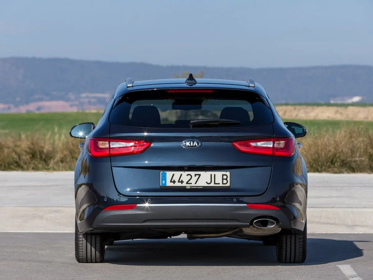 Kia Optima IV Универсал 5 дв. — фото 4