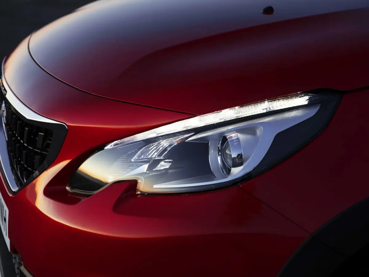 Peugeot 2008 I Рестайлинг Внедорожник 5 дв. — сүрөт 12