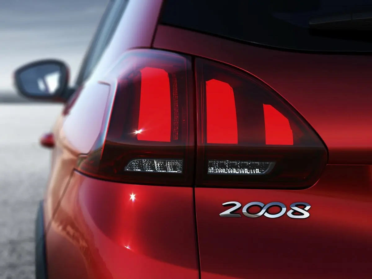 Peugeot 2008 I Рестайлинг Внедорожник 5 дв. — сүрөт 13