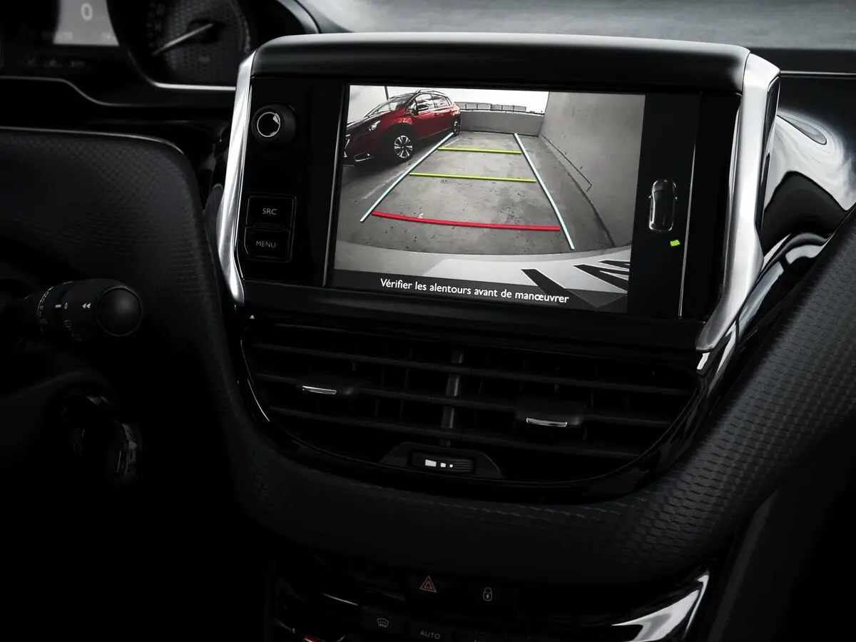 Peugeot 2008 I Рестайлинг Внедорожник 5 дв. — сүрөт 14
