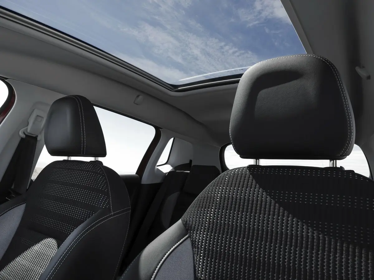 Peugeot 2008 I Рестайлинг Внедорожник 5 дв. — сүрөт 15