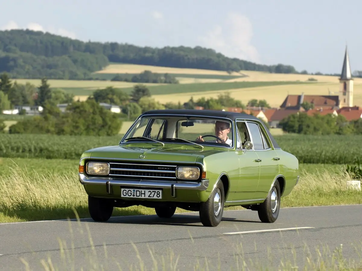 Opel Rekord C Седан — сүрөт 3