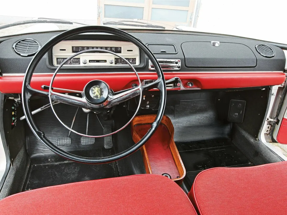 Peugeot 404 1960 – 1975 Универсал 5 дв. — сүрөт 3