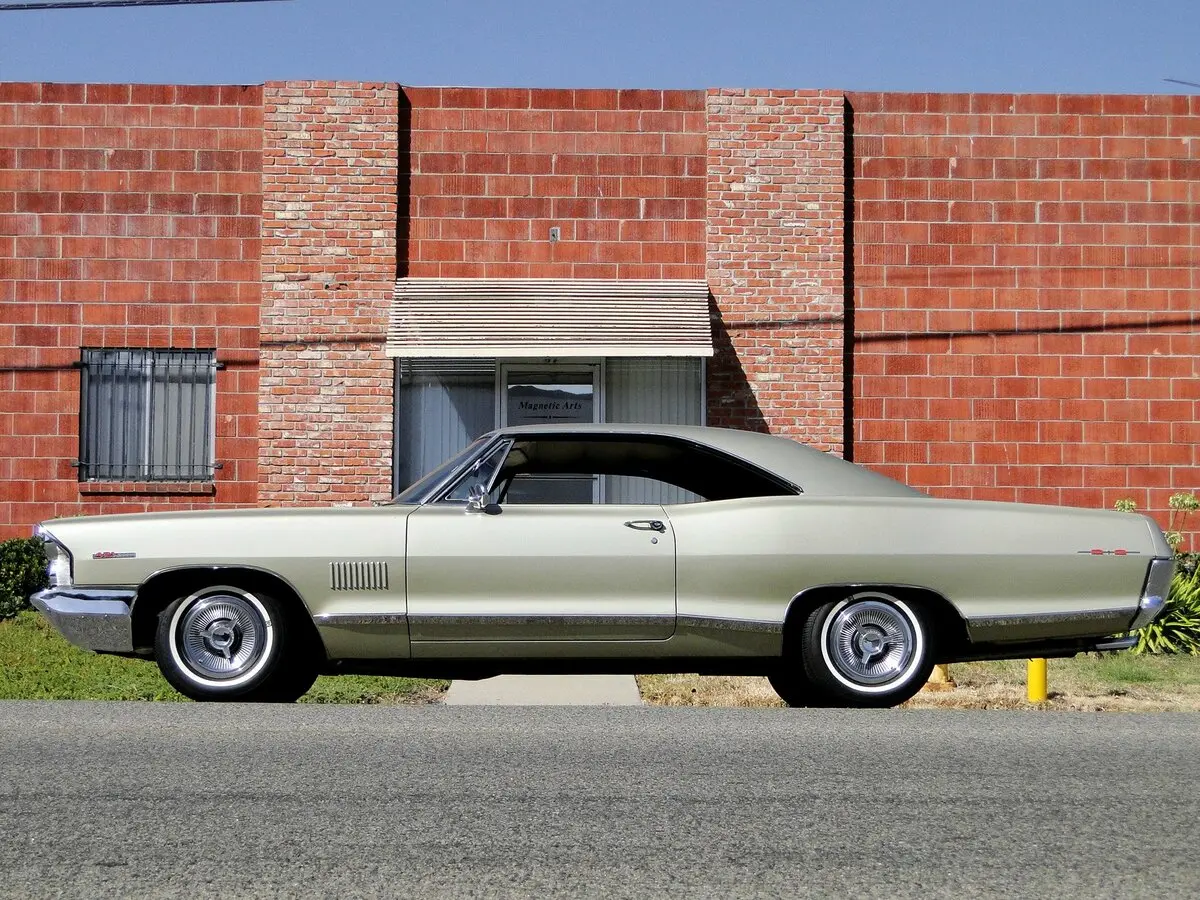 Pontiac Catalina III Купе-хардтоп — сүрөт 2