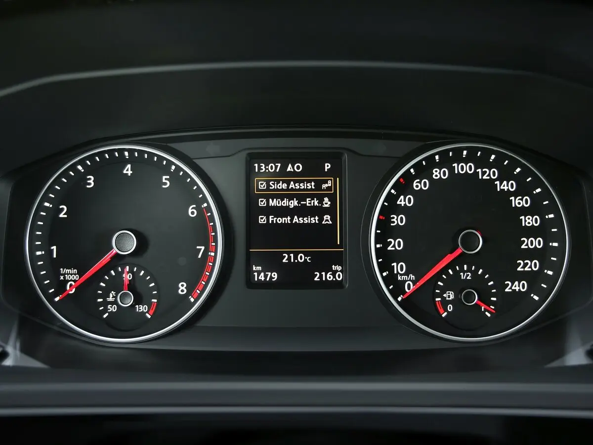 Volkswagen Multivan T6 Минивэн Long — фото 5