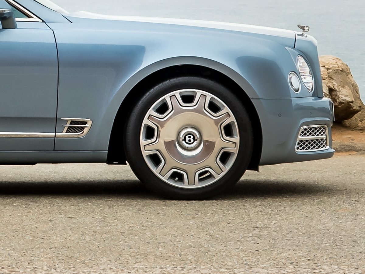 Bentley Mulsanne II Рестайлинг Седан — фото 13