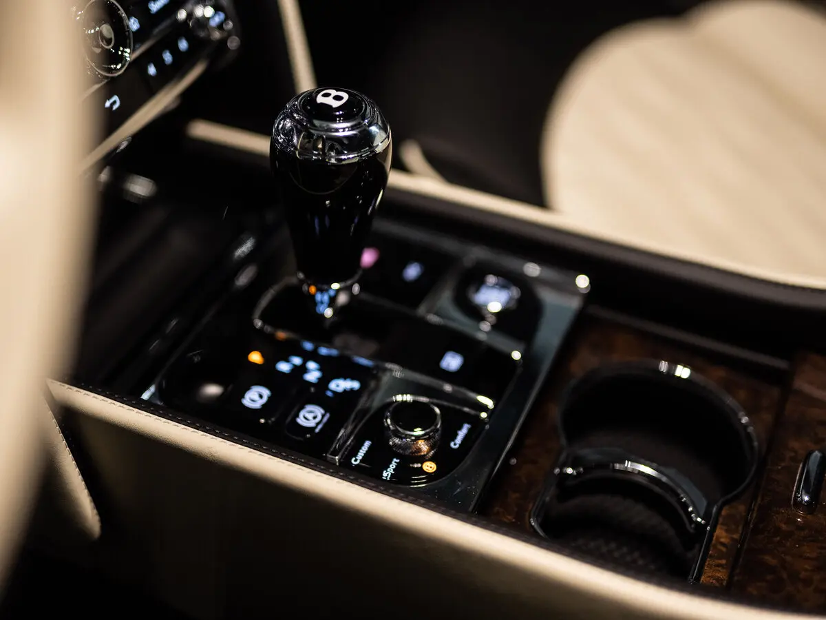Bentley Mulsanne II Рестайлинг Седан EWB — сүрөт 10