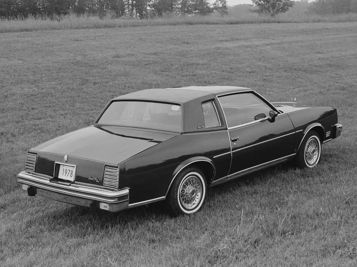 Pontiac Grand Prix IV Купе-хардтоп — сүрөт 4