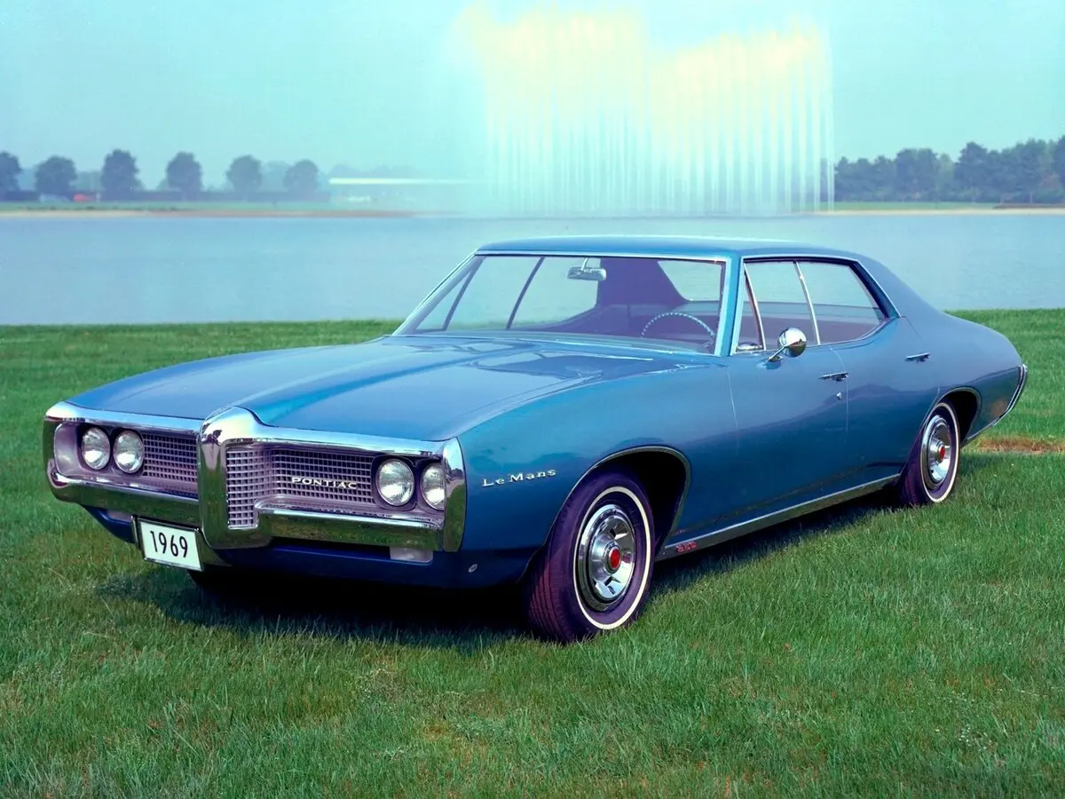 Pontiac LeMans III Седан-хардтоп