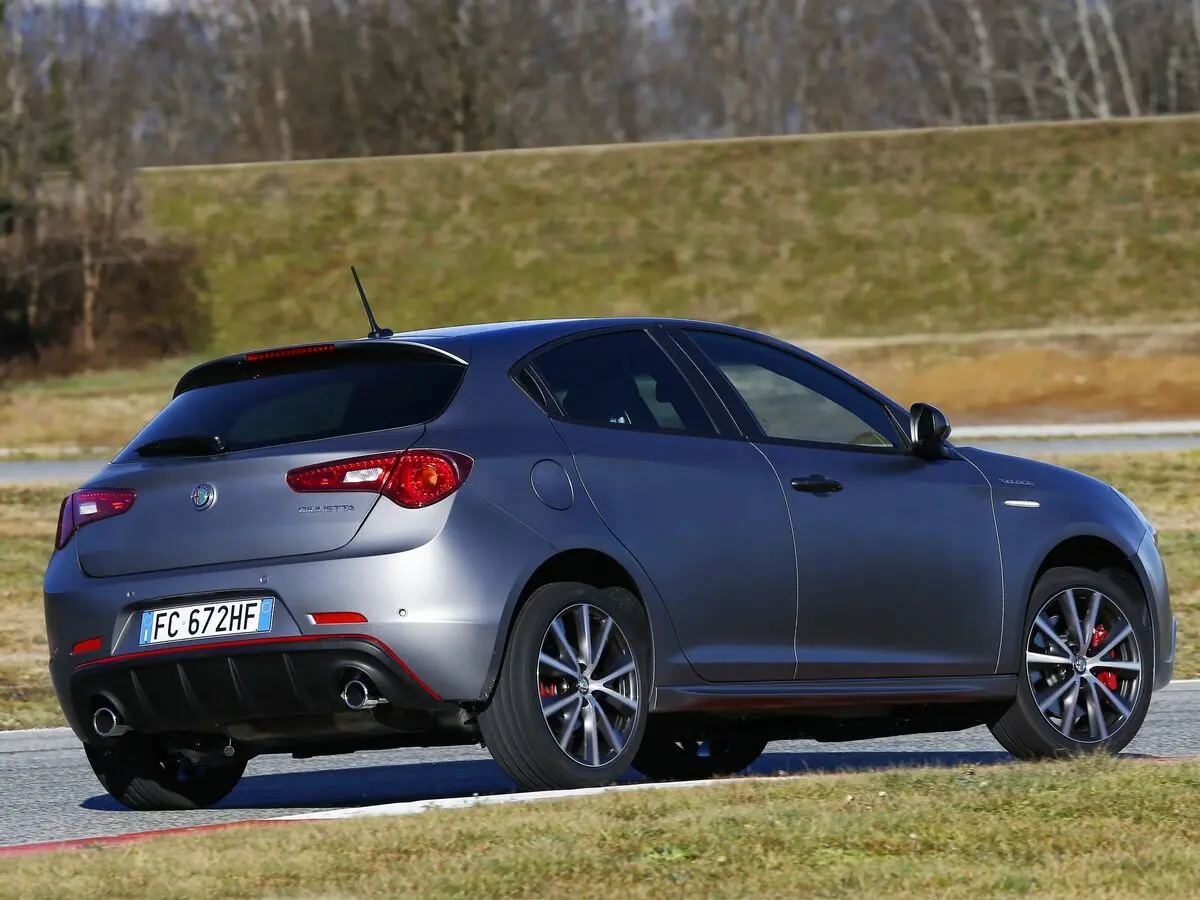 Alfa Romeo Giulietta III Рестайлинг Хэтчбек 5 дв. — сүрөт 4
