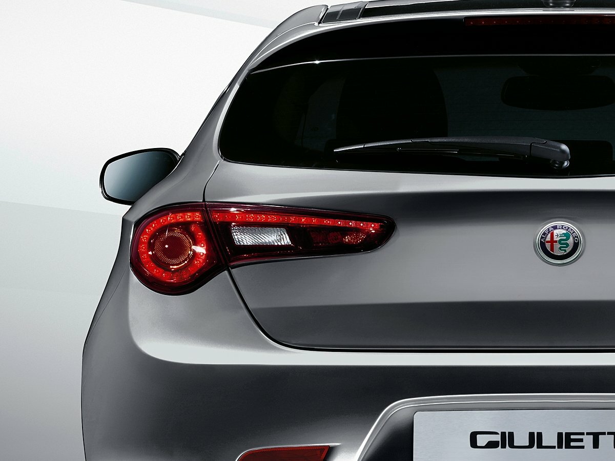 Alfa Romeo Giulietta III Рестайлинг Хэтчбек 5 дв.