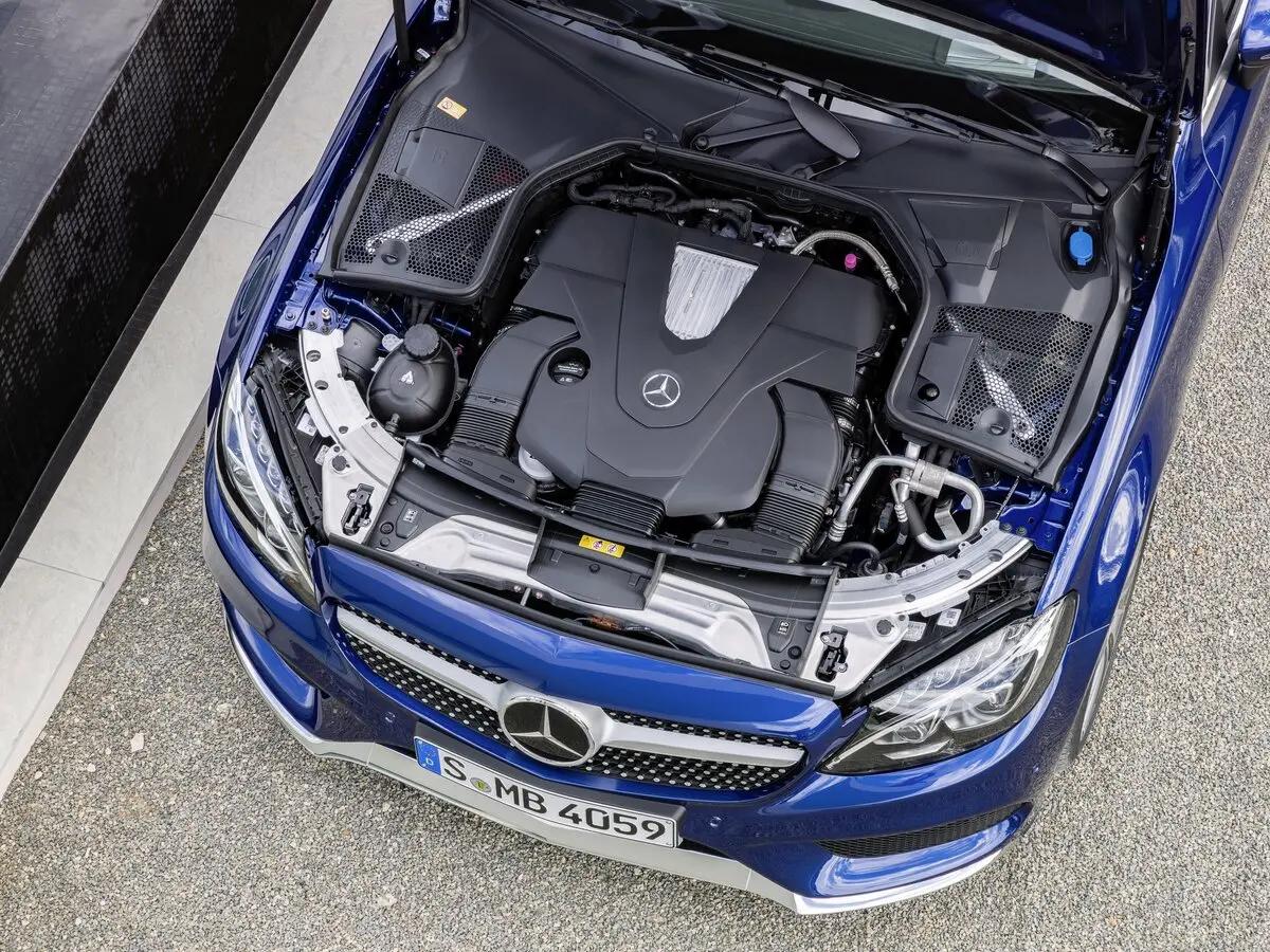 Mercedes-Benz C-Класс IV (W205) Кабриолет — сүрөт 16
