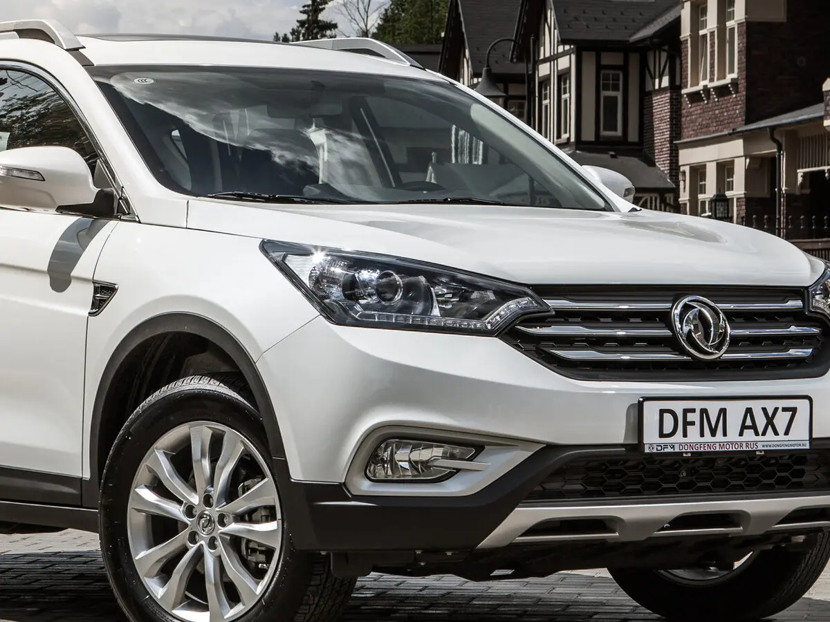 Dongfeng AX7 I Внедорожник 5 дв. — сүрөт 9