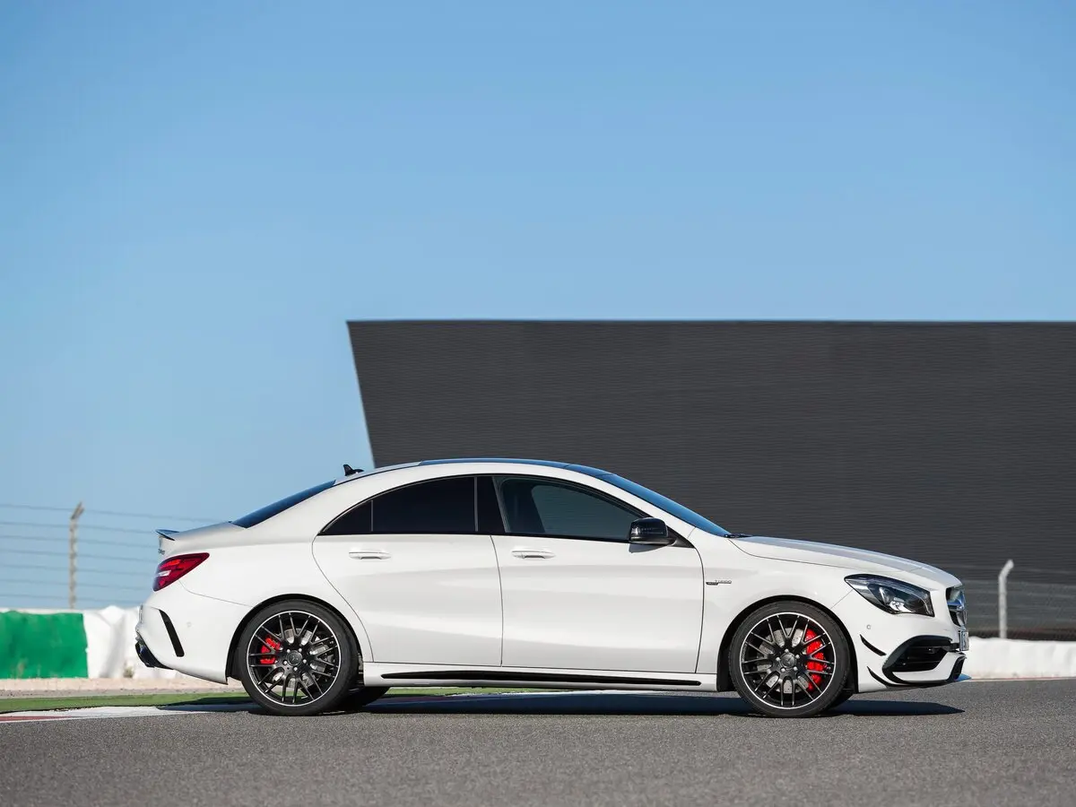 Mercedes-Benz CLA AMG I (C117, X117) Рестайлинг Седан — сүрөт 2