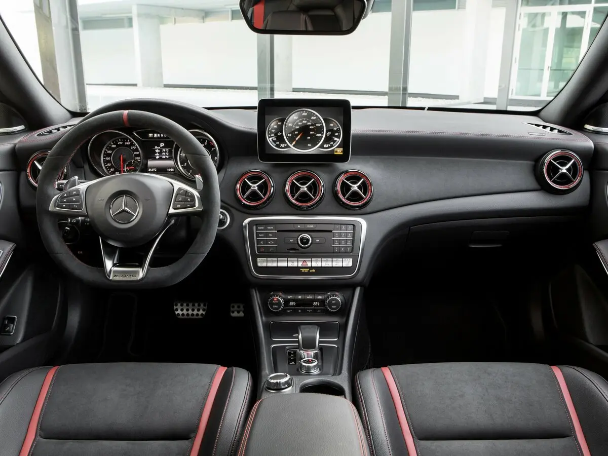 Mercedes-Benz CLA AMG I (C117, X117) Рестайлинг Седан — сүрөт 6