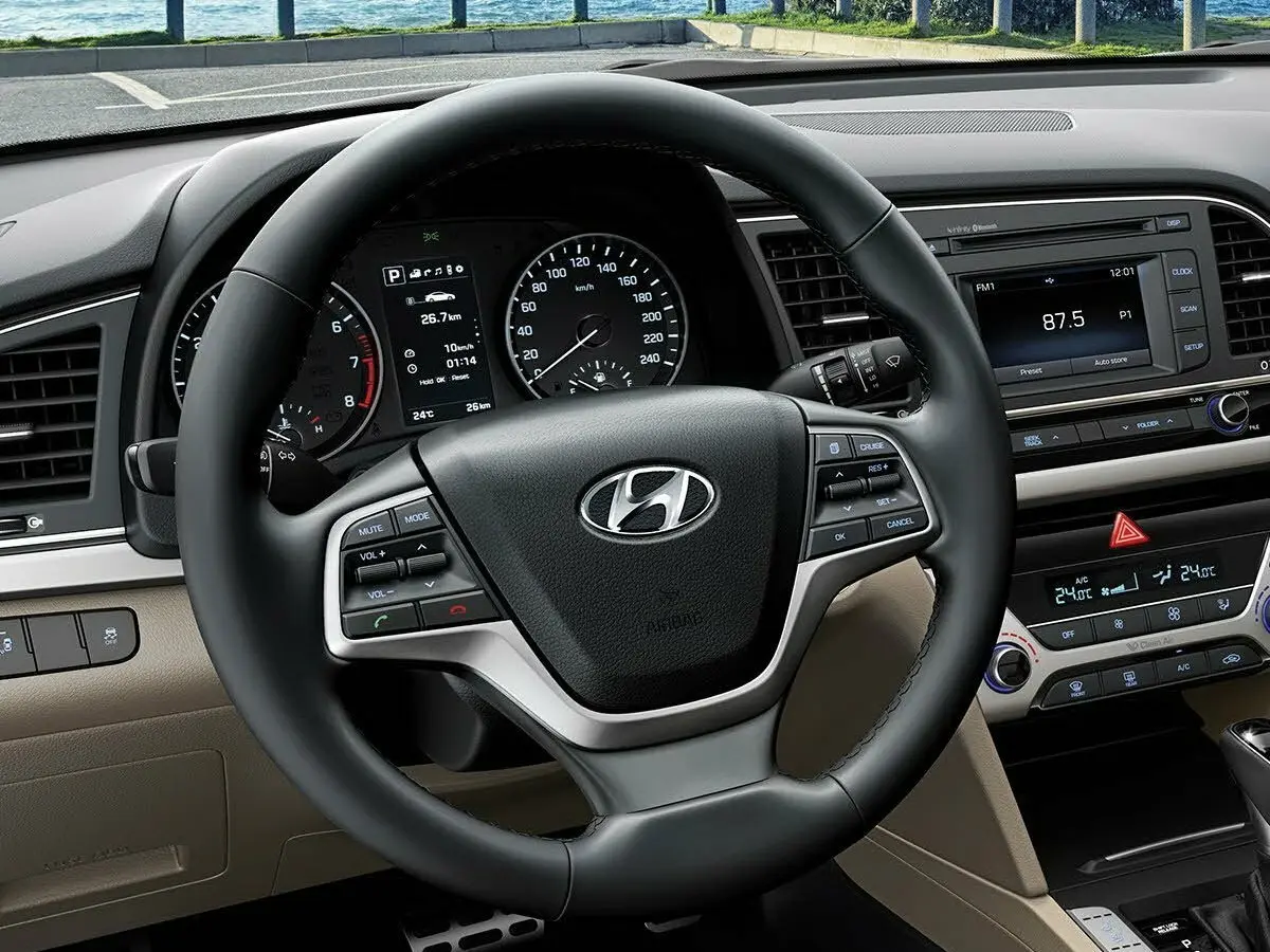 Hyundai Elantra VI (AD) Седан — сүрөт 10