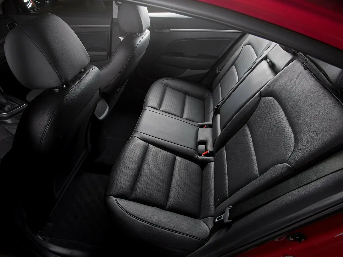 Hyundai Elantra VI (AD) Седан — сүрөт 11