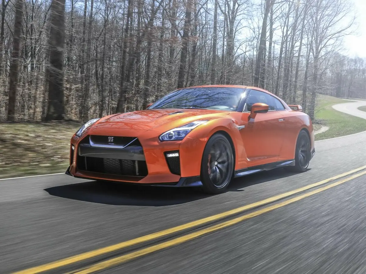Nissan GT-R I Рестайлинг 3 Купе