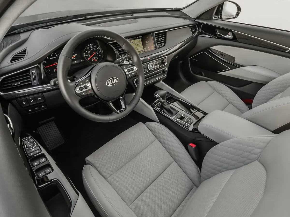 Kia Cadenza II Седан — сүрөт 6