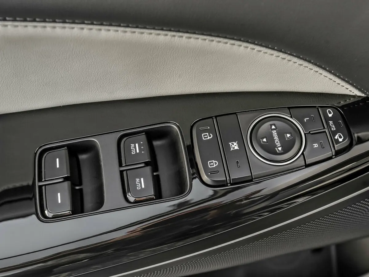 Kia Cadenza II Седан — сүрөт 10