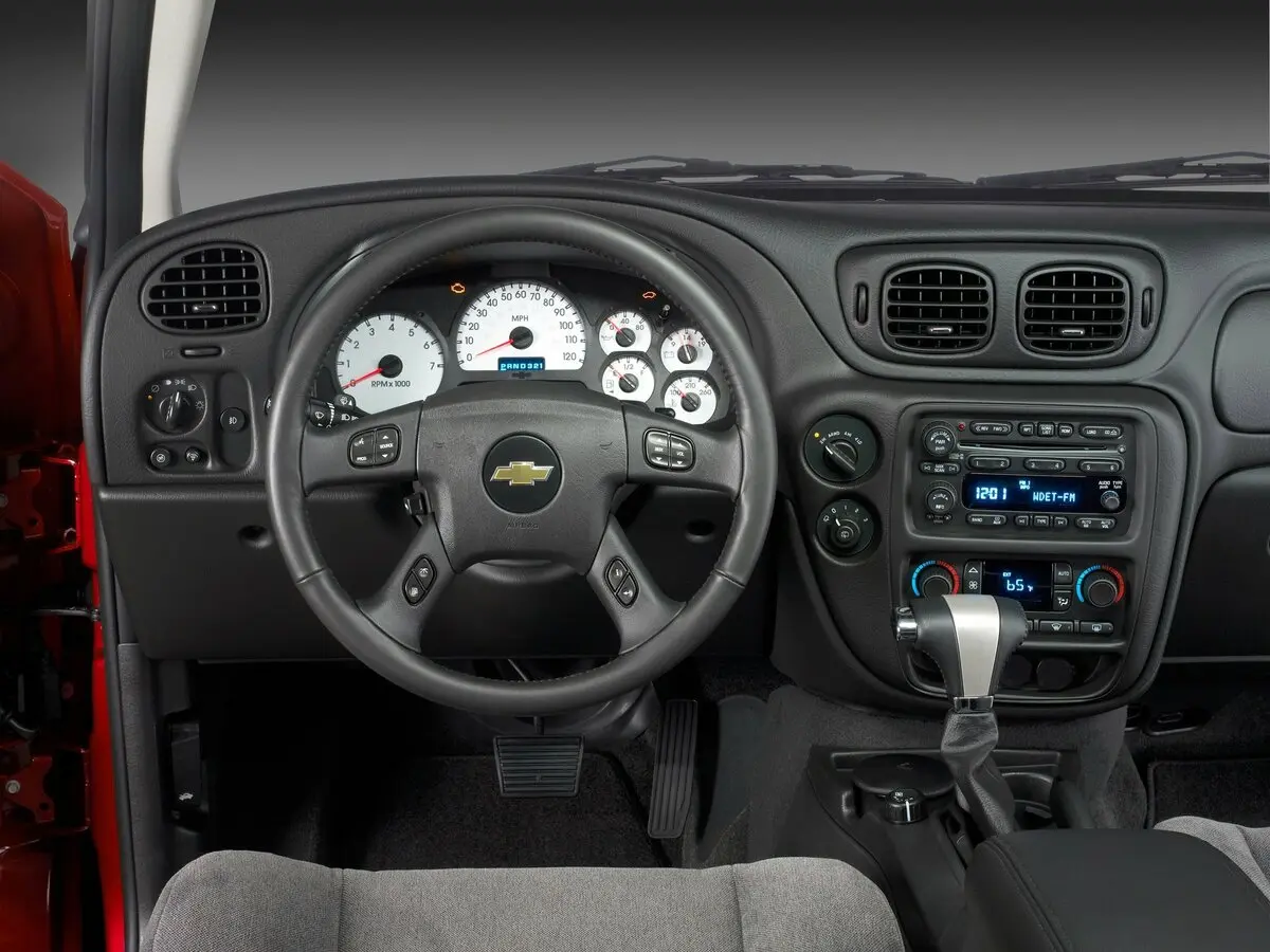 Chevrolet TrailBlazer I Внедорожник 5 дв. EXT — сүрөт 5