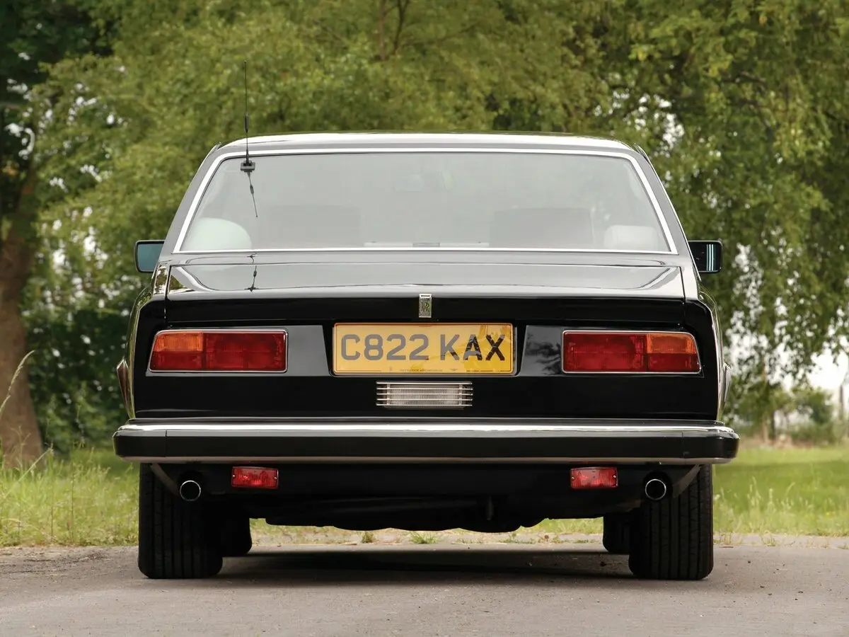 Rolls-Royce Camargue 1975 – 1986 Седан 2 дв. — photo 4