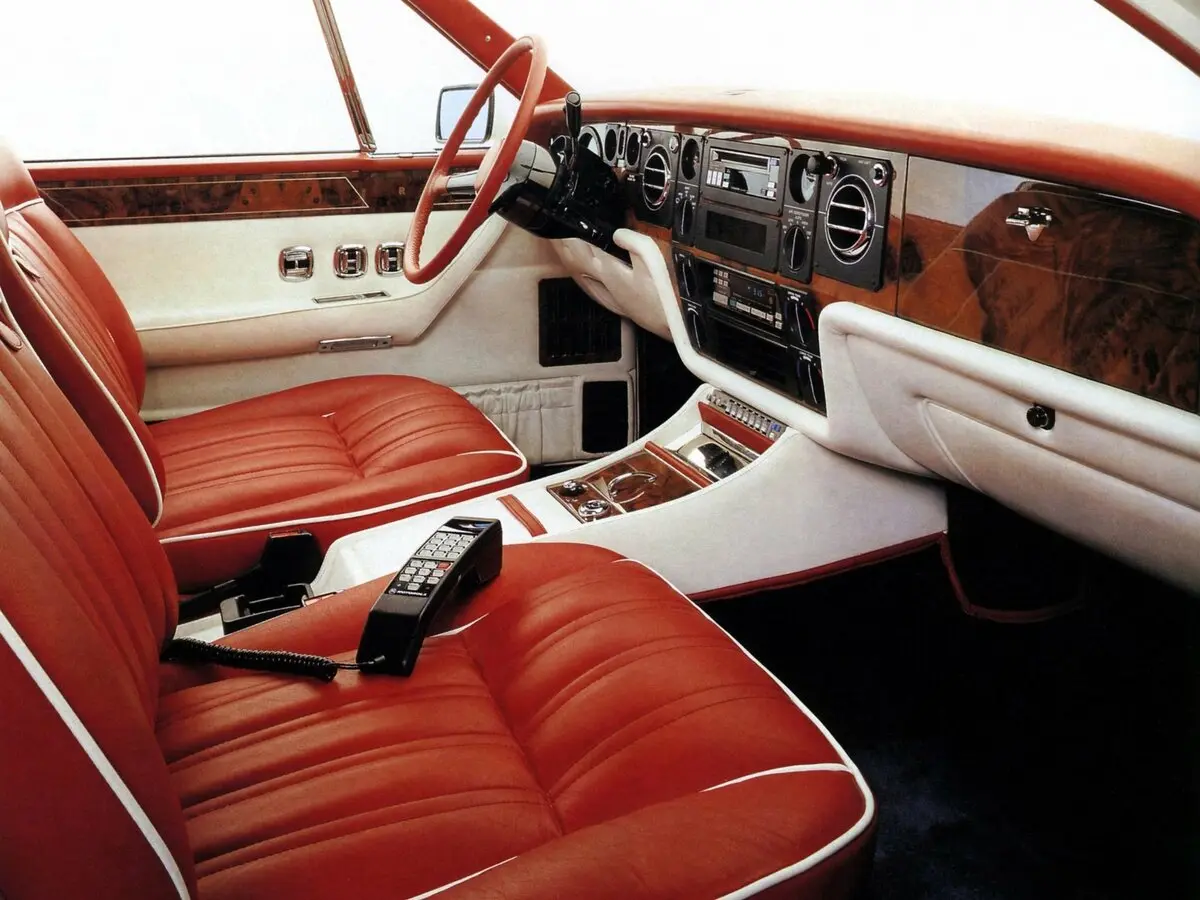 Rolls-Royce Camargue 1975 – 1986 Седан 2 дв. — photo 6