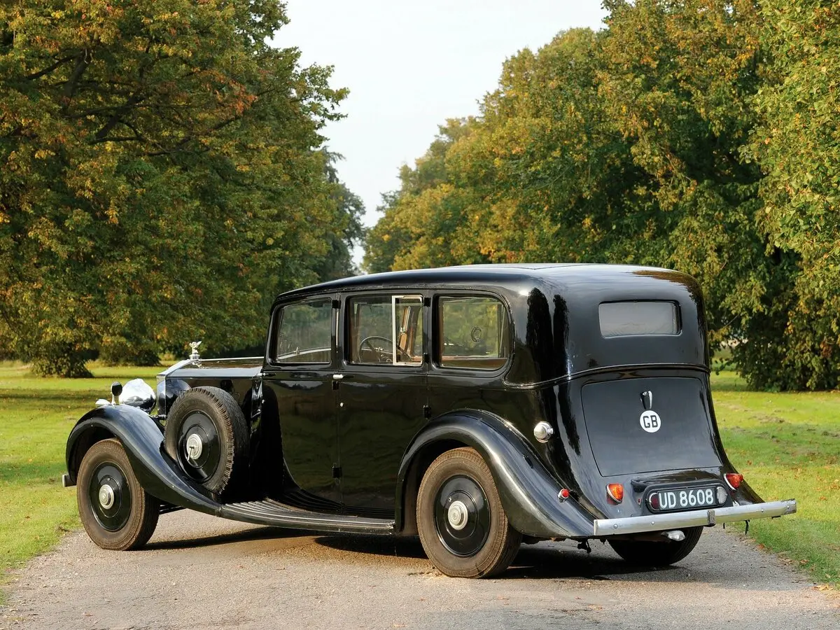 Rolls-Royce Phantom III Седан — сүрөт 5