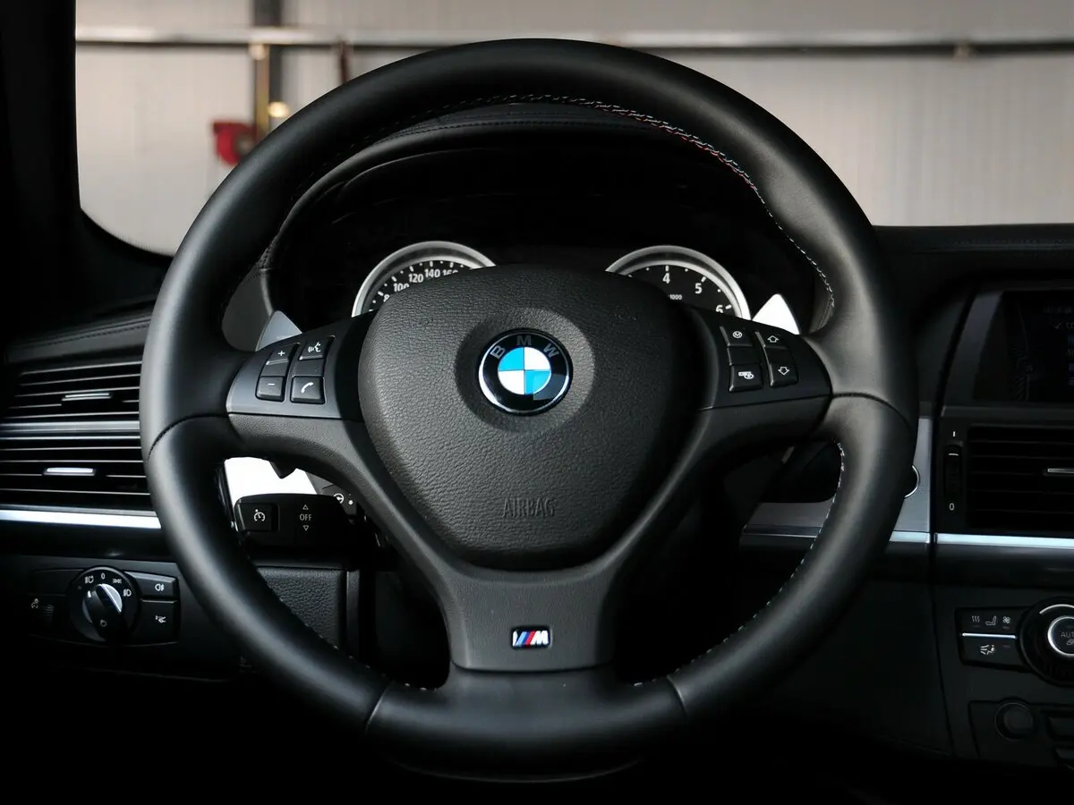 BMW X6 M I (E71) Рестайлинг Внедорожник 5 дв. — сүрөт 8