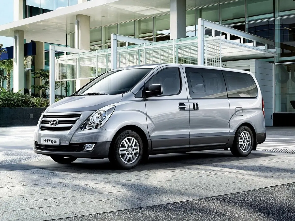 Hyundai H-1 II Рестайлинг Минивэн