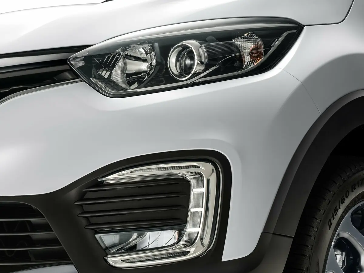 Renault Kaptur I Внедорожник 5 дв. — фото 16