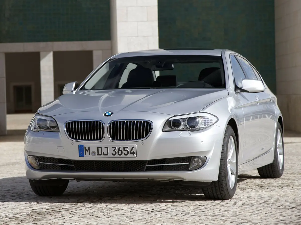 BMW 5 серии VI (F10/F11/F07) Седан Long