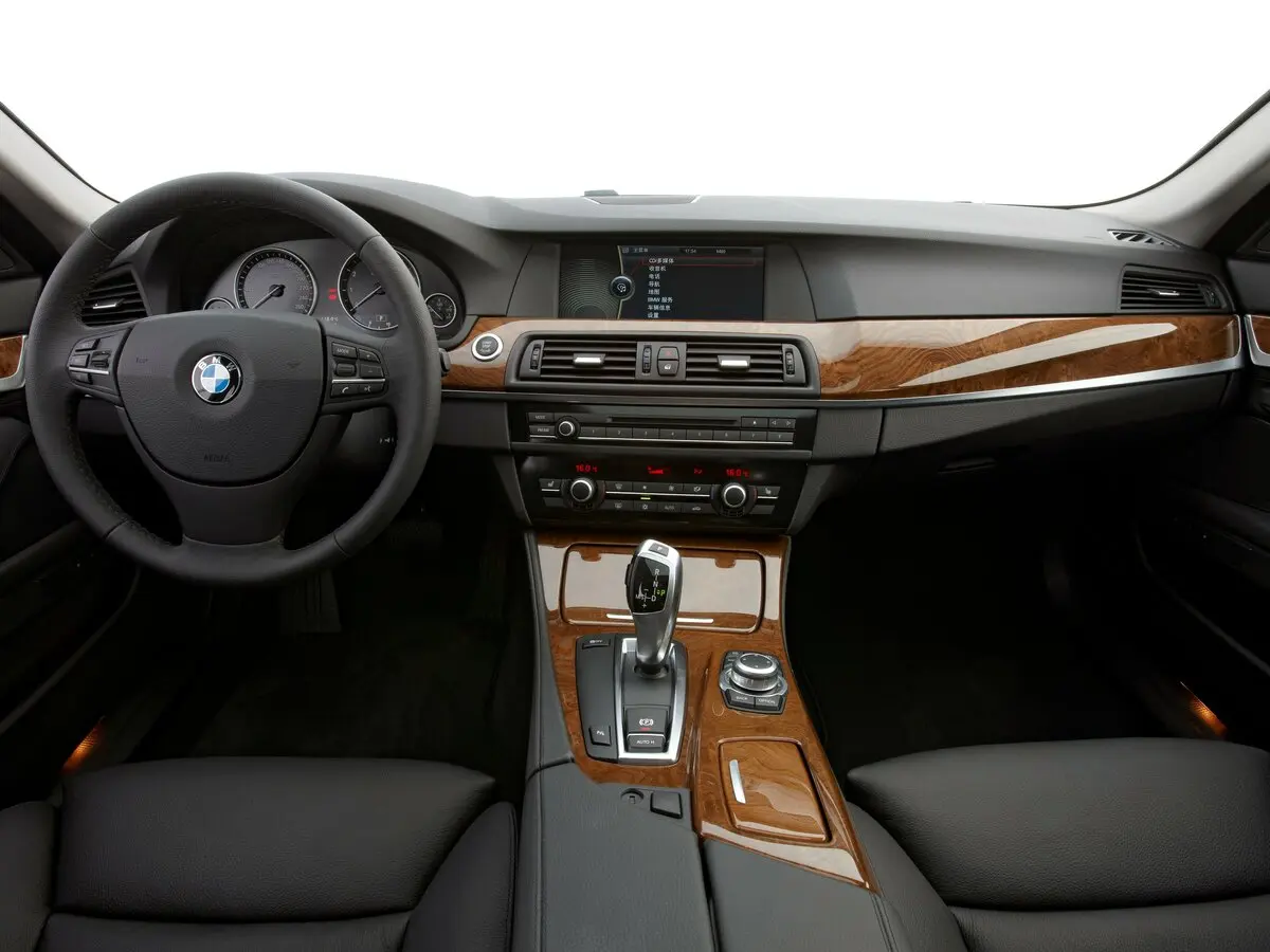 BMW 5 серии VI (F10/F11/F07) Седан Long — фото 6
