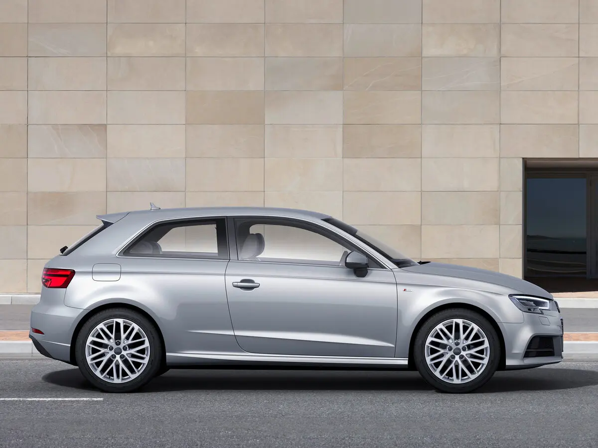 Audi A3 III (8V) Рестайлинг Хэтчбек 3 дв. — сүрөт 2