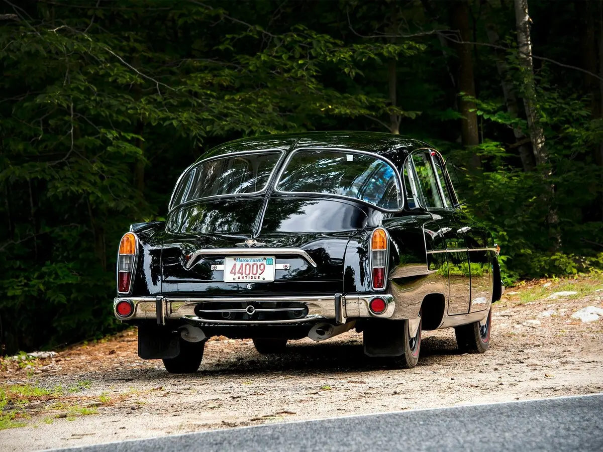 Tatra T603 II Седан — сүрөт 4