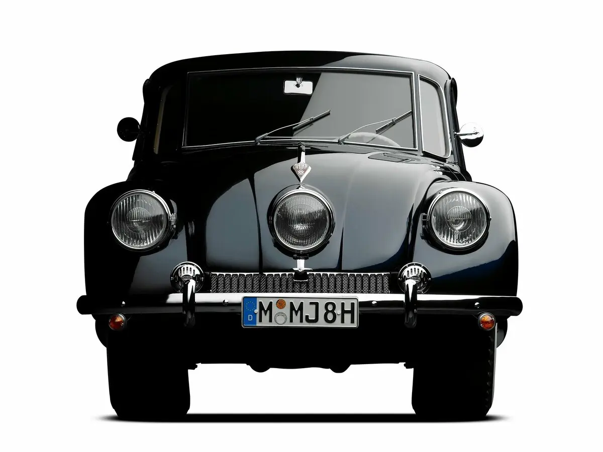 Tatra 87 1936 – 1950 Седан — сүрөт 3