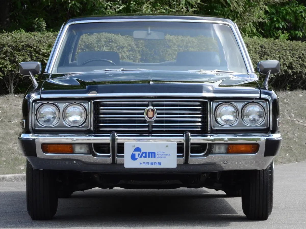 Toyota Crown V (S80) Седан — сүрөт 3