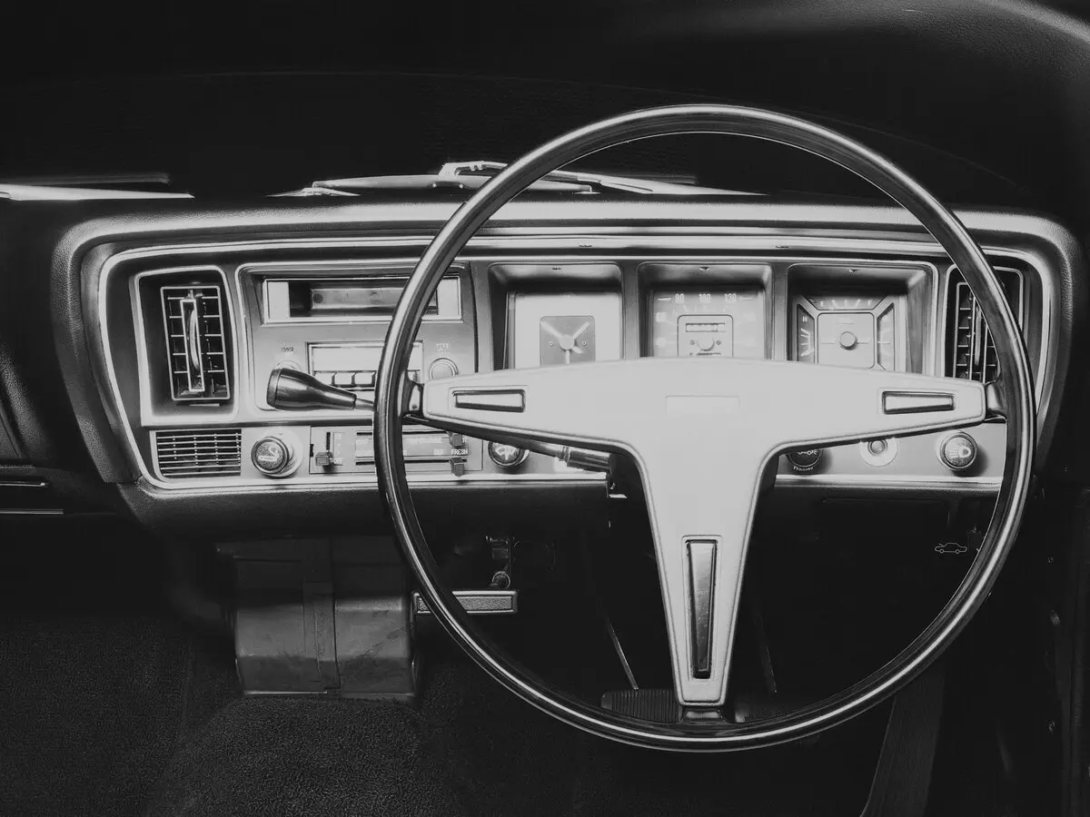 Toyota Crown IV (S60/S70) Седан — сүрөт 7
