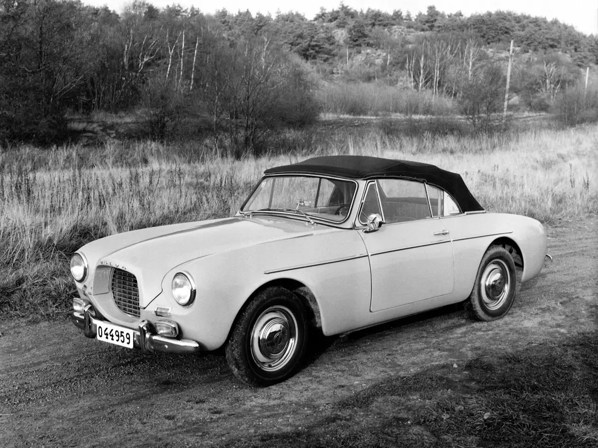Volvo P1900 1956 – 1957