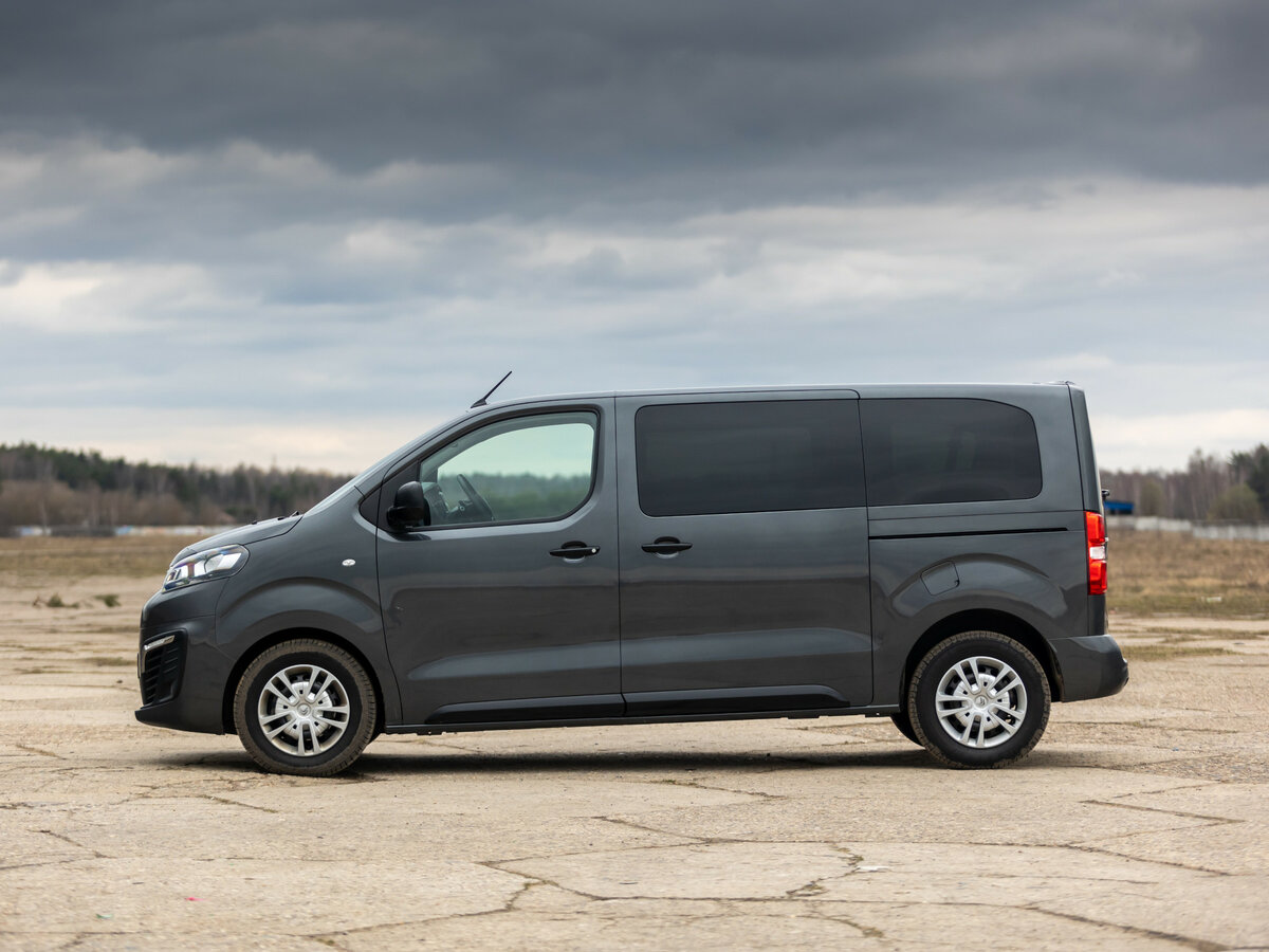Citroen SpaceTourer I Минивэн M — фото 17