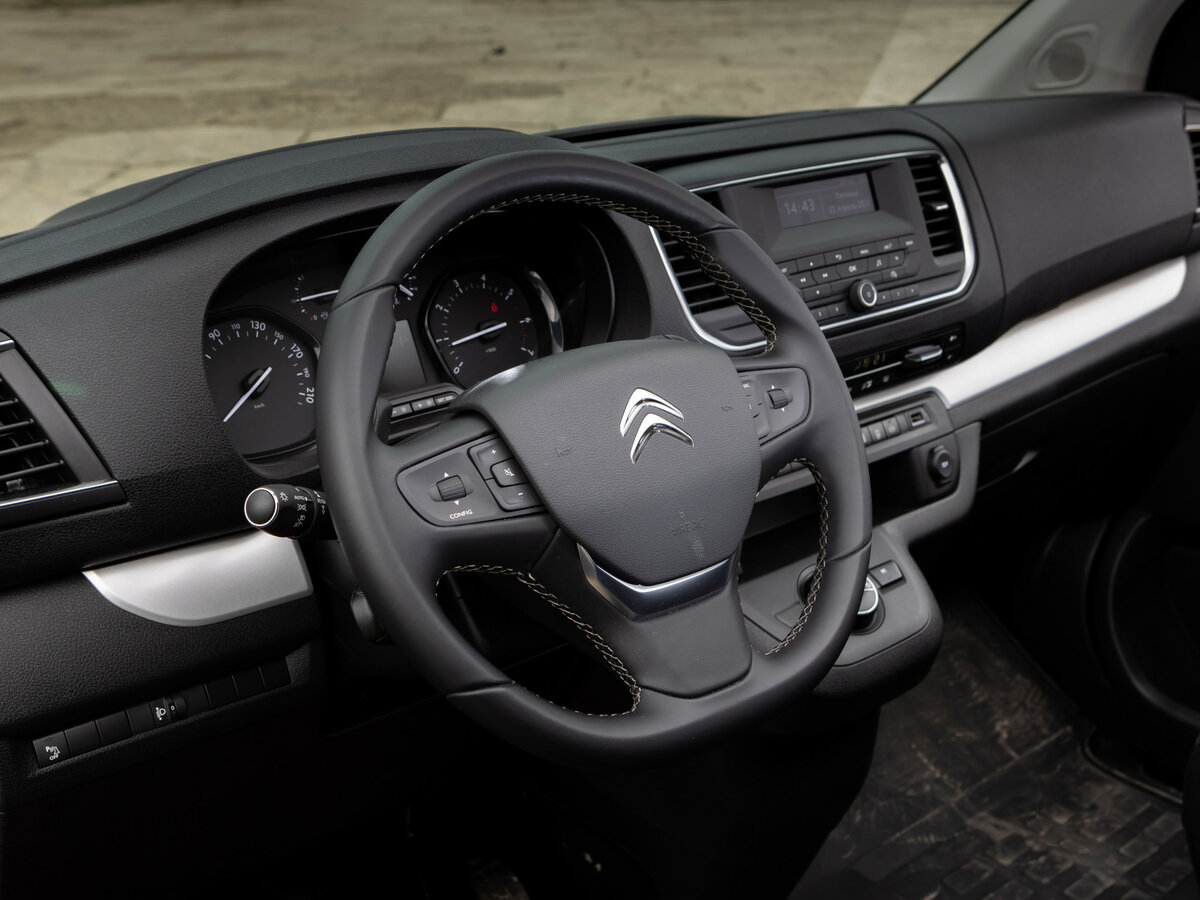 Citroen SpaceTourer I Минивэн M — фото 25