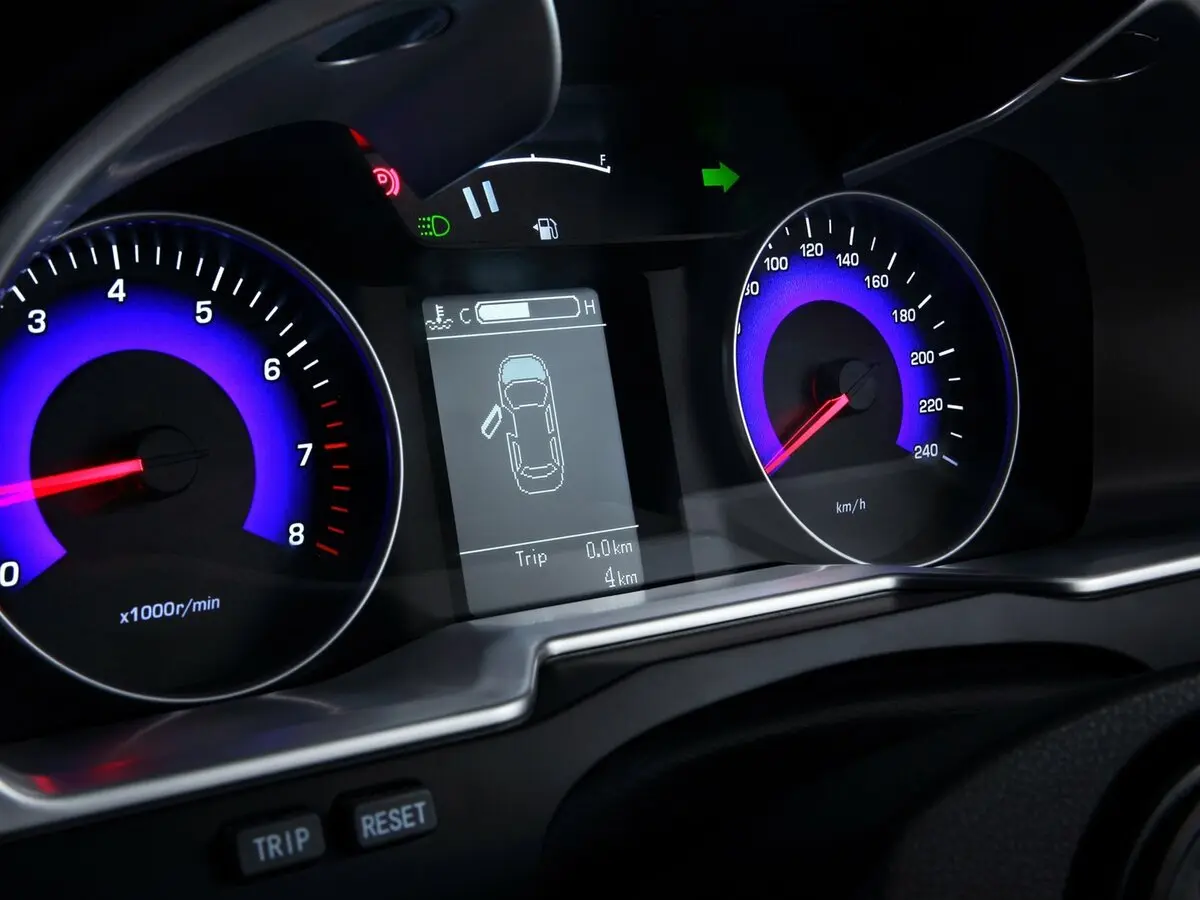 Geely Emgrand 7 I Седан — сүрөт 7