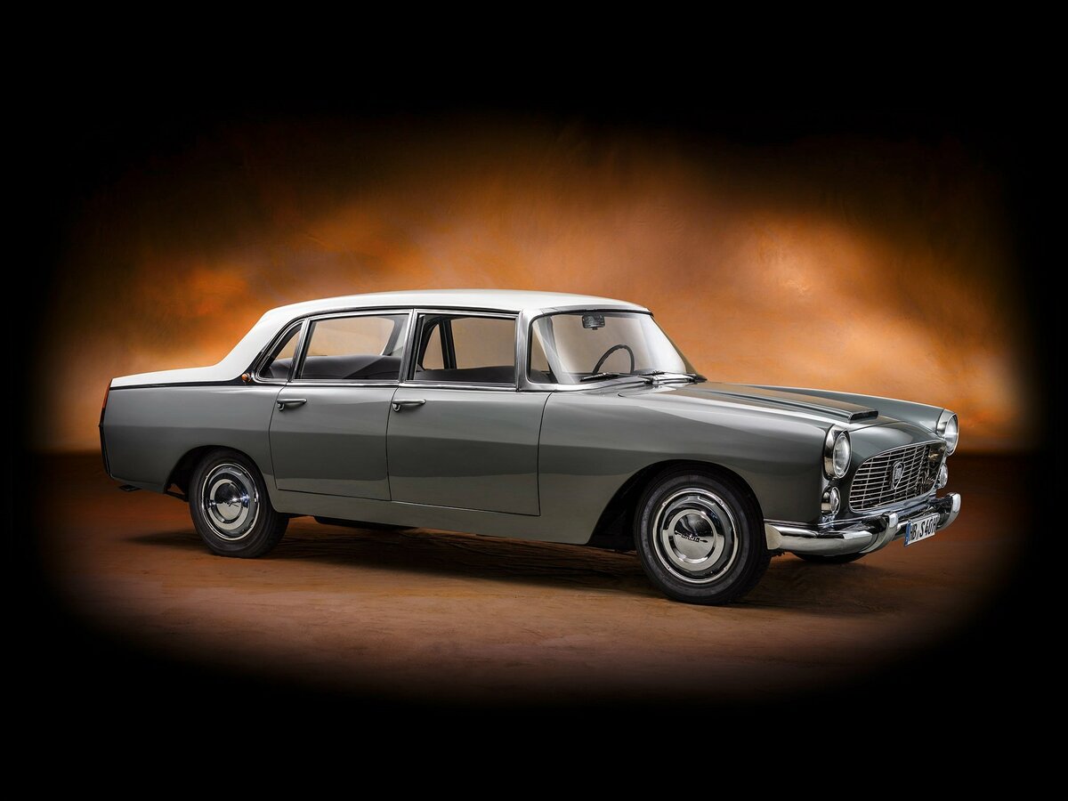 Lancia Flaminia 1952 – 1970 Седан